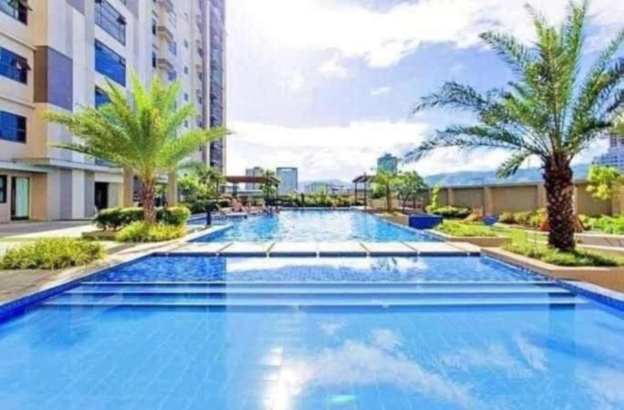 Horizon 101 A12 Shortwalk To Mango Avenue & Robinson Mall Cebu Kültér fotó